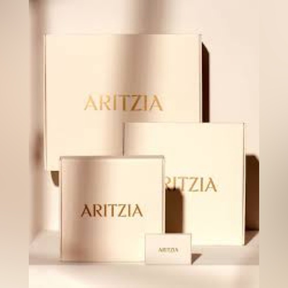 ARITZIA MYSTERY ITEMS BAG - Picture 1 of 1